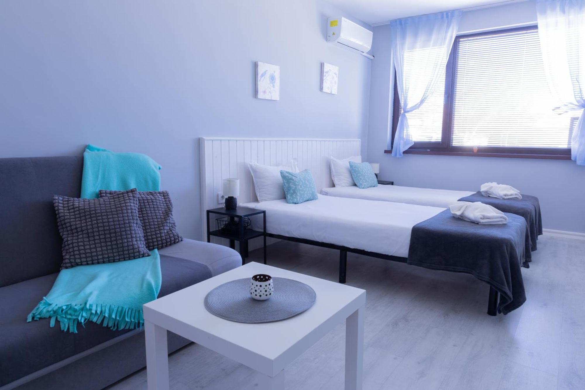 La Piazza Hotel Shumen Esterno foto