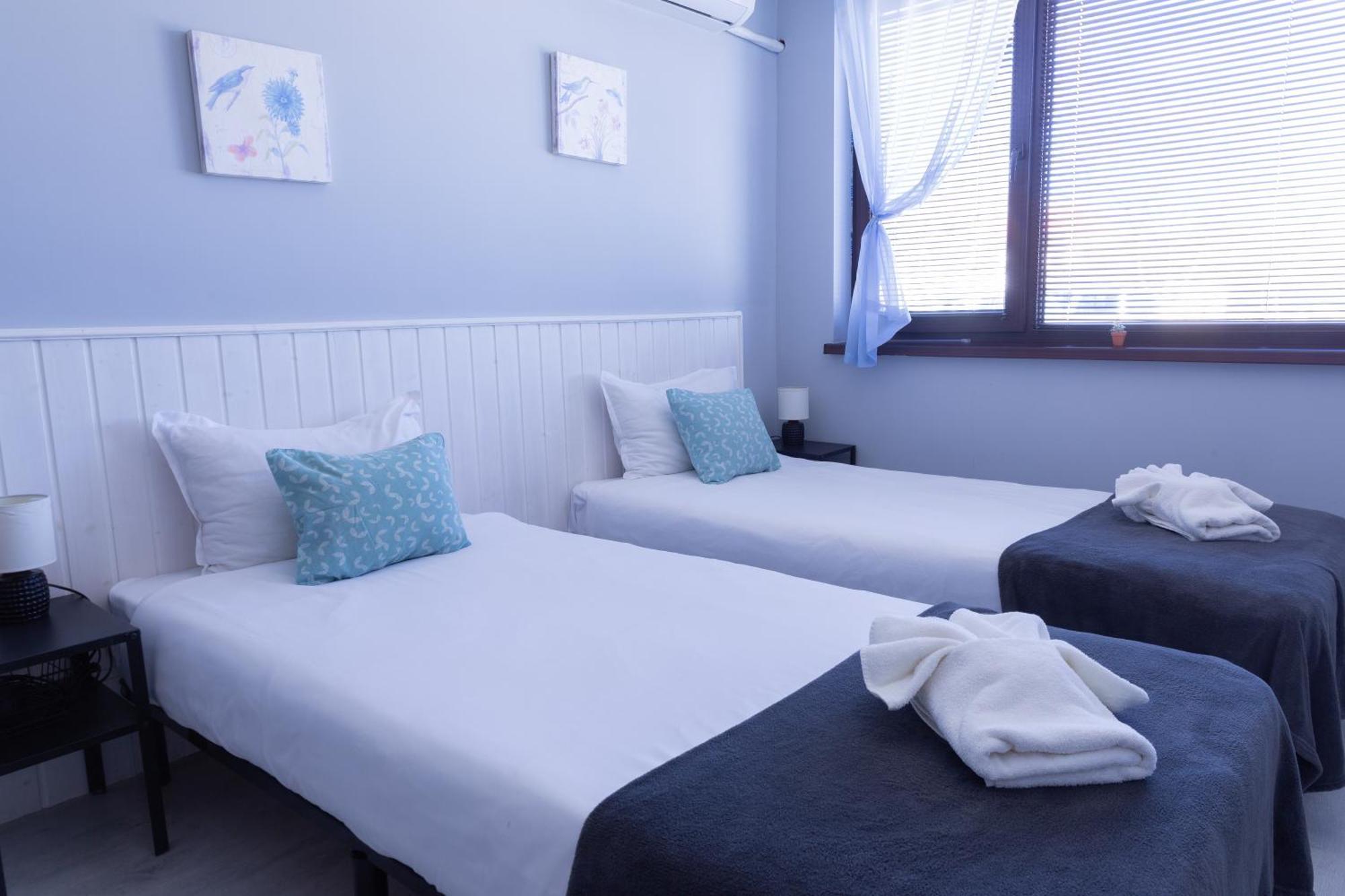 La Piazza Hotel Shumen Esterno foto