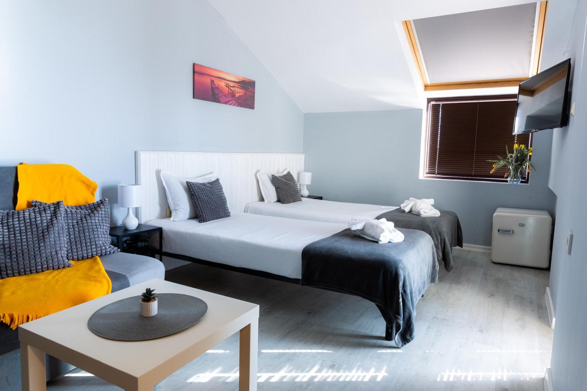 La Piazza Hotel Shumen Esterno foto