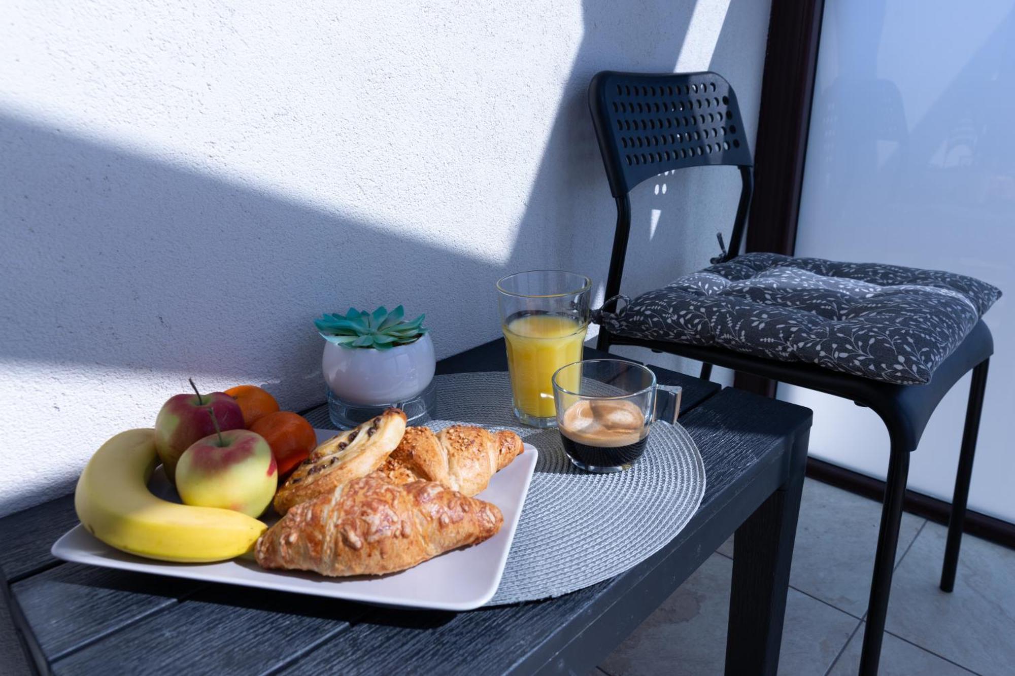 La Piazza Hotel Shumen Esterno foto